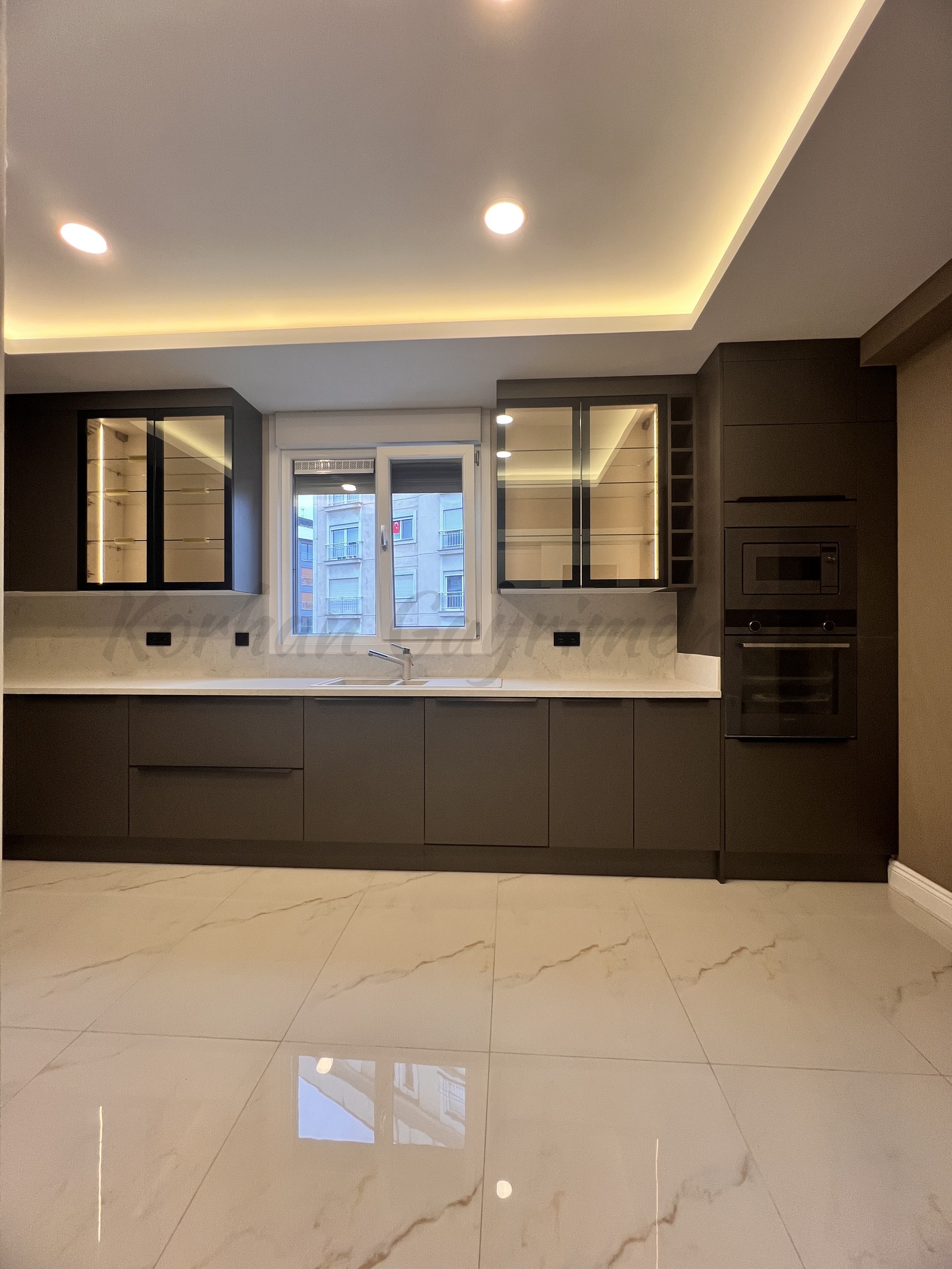 SUADİYENİN TAM ŞAŞKINBAKKAL SINIRINDA ANATOLYA’YA YAKIN 180m2 BRÜT 145m2 NET 4+1 SIFIR