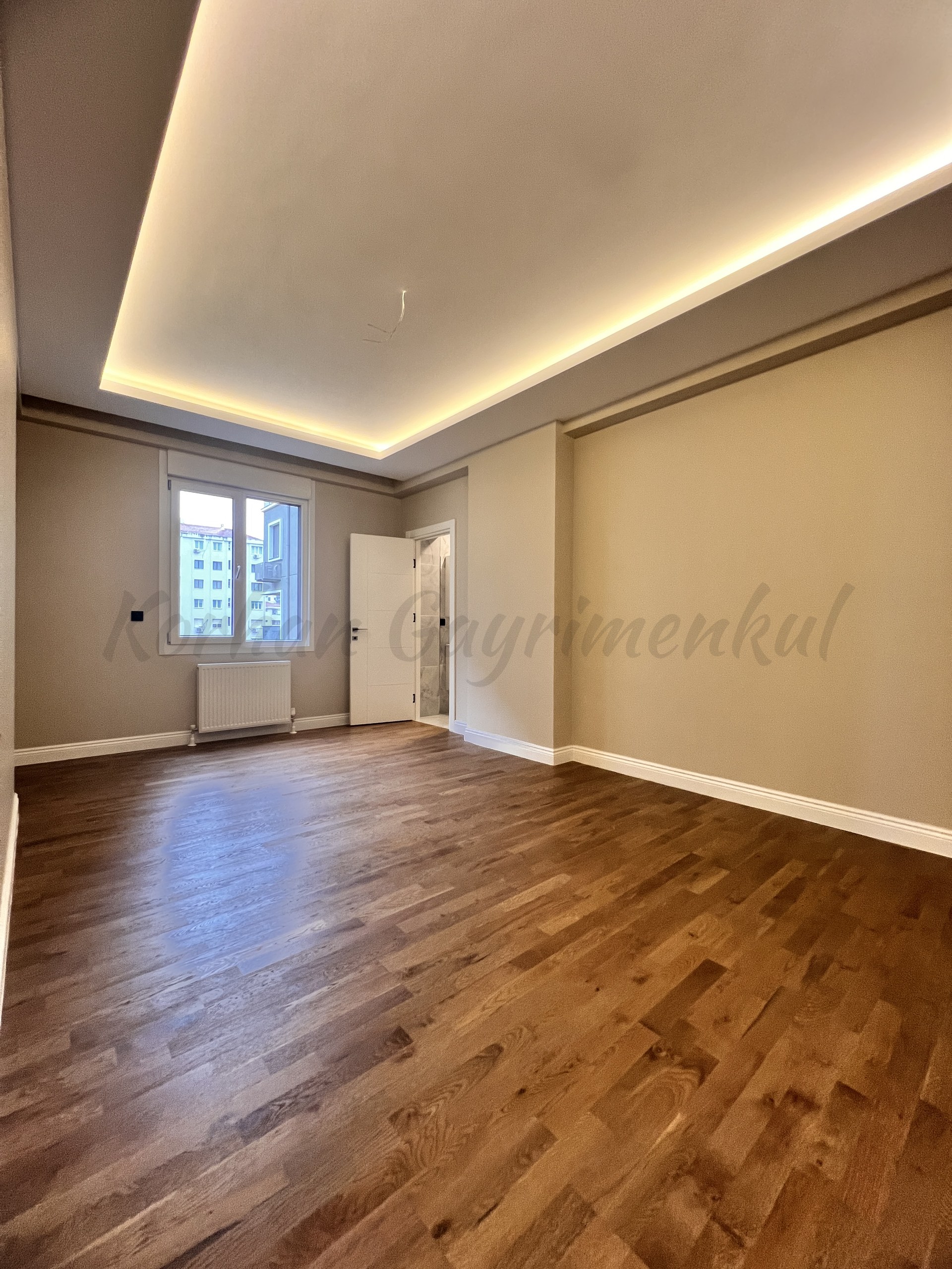 SUADİYENİN TAM ŞAŞKINBAKKAL SINIRINDA ANATOLYA’YA YAKIN 180m2 BRÜT 145m2 NET 4+1 SIFIR