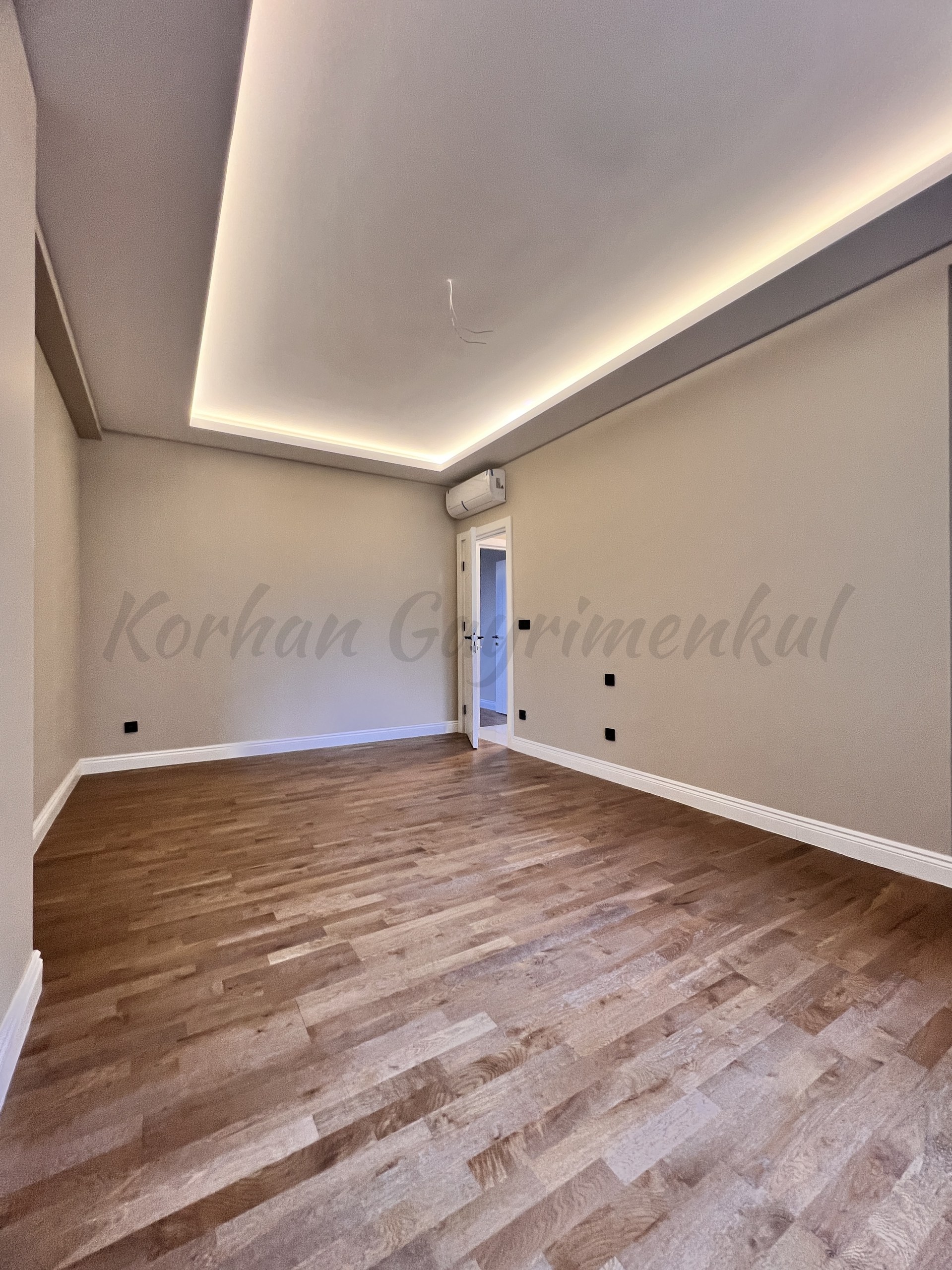 SUADİYENİN TAM ŞAŞKINBAKKAL SINIRINDA ANATOLYA’YA YAKIN 180m2 BRÜT 145m2 NET 4+1 SIFIR