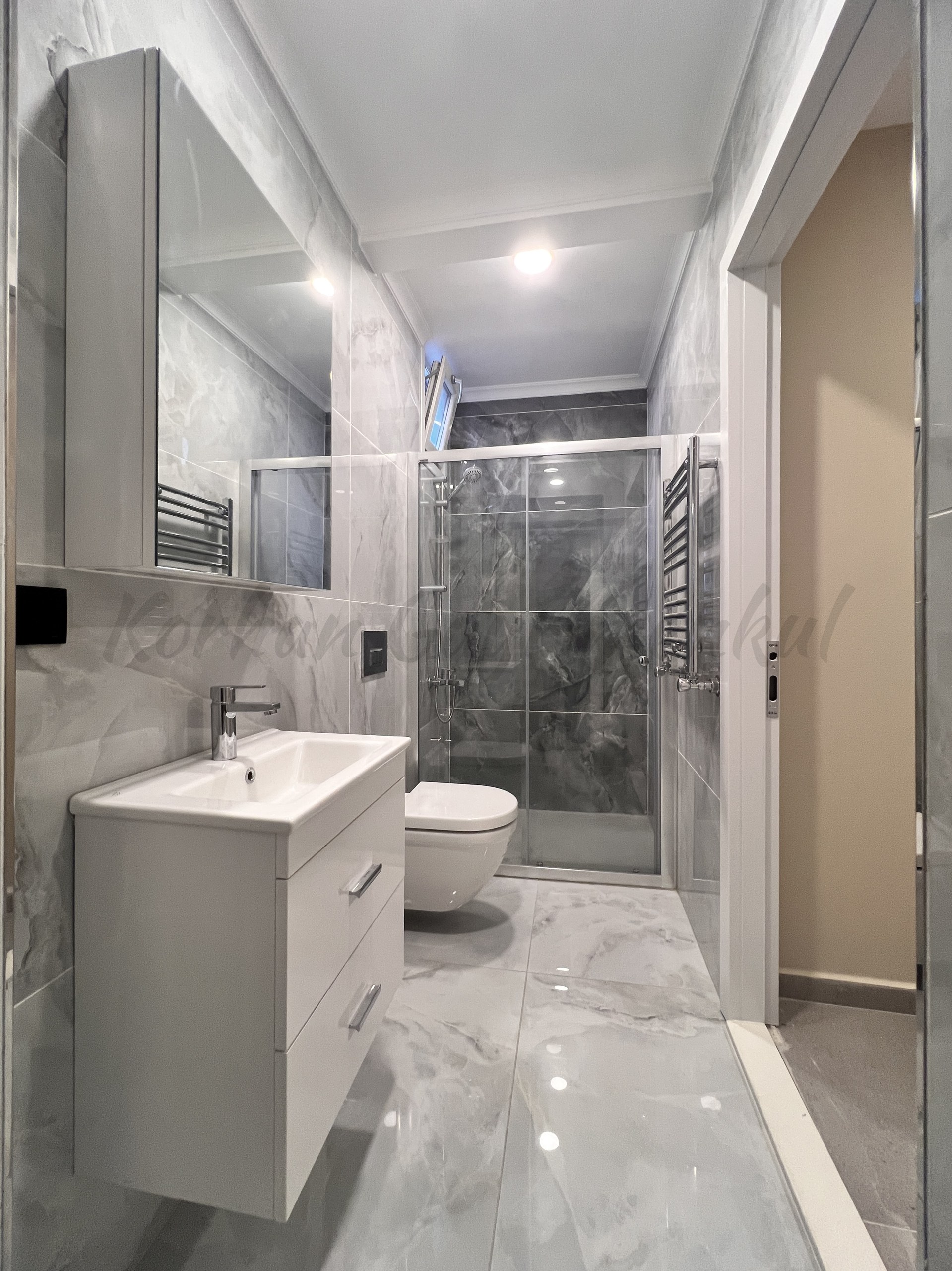 SUADİYENİN TAM ŞAŞKINBAKKAL SINIRINDA ANATOLYA’YA YAKIN 180m2 BRÜT 145m2 NET 4+1 SIFIR