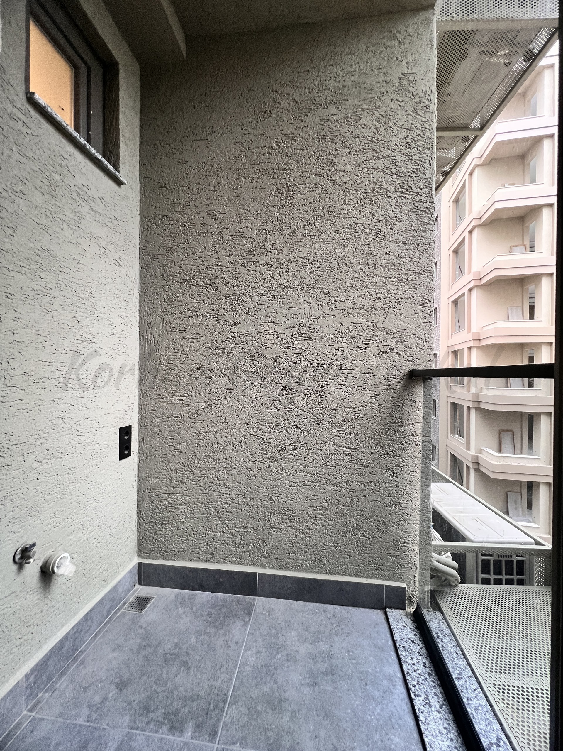 SUADİYENİN TAM ŞAŞKINBAKKAL SINIRINDA ANATOLYA’YA YAKIN 180m2 BRÜT 145m2 NET 4+1 SIFIR