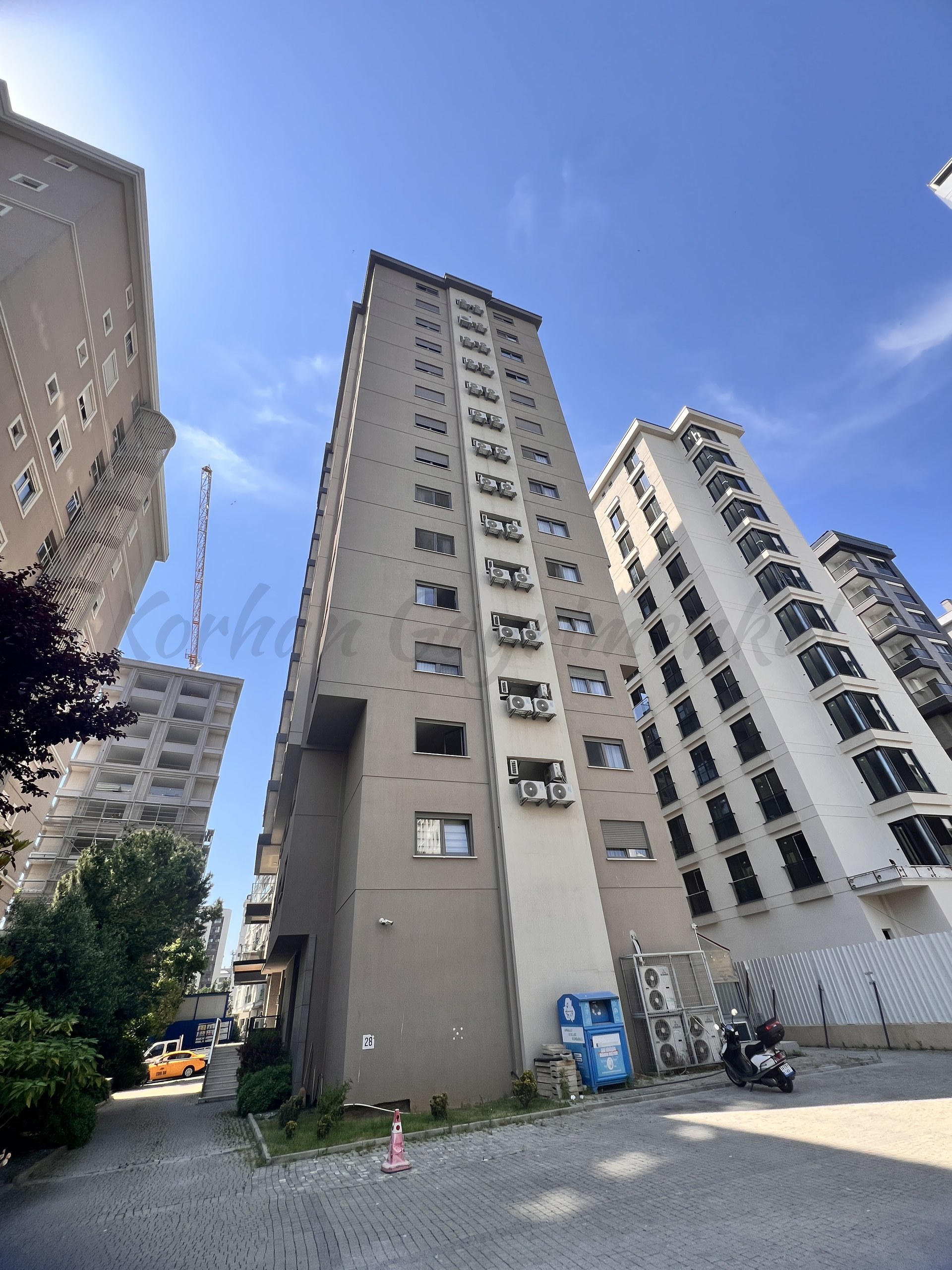 ERENKÖY ETHEMEFENDİ BAĞDAT’A KOMŞU BALKONDAN DENİZ GÖRÜR 165m2 BRÜT 135m2 NET 4+1