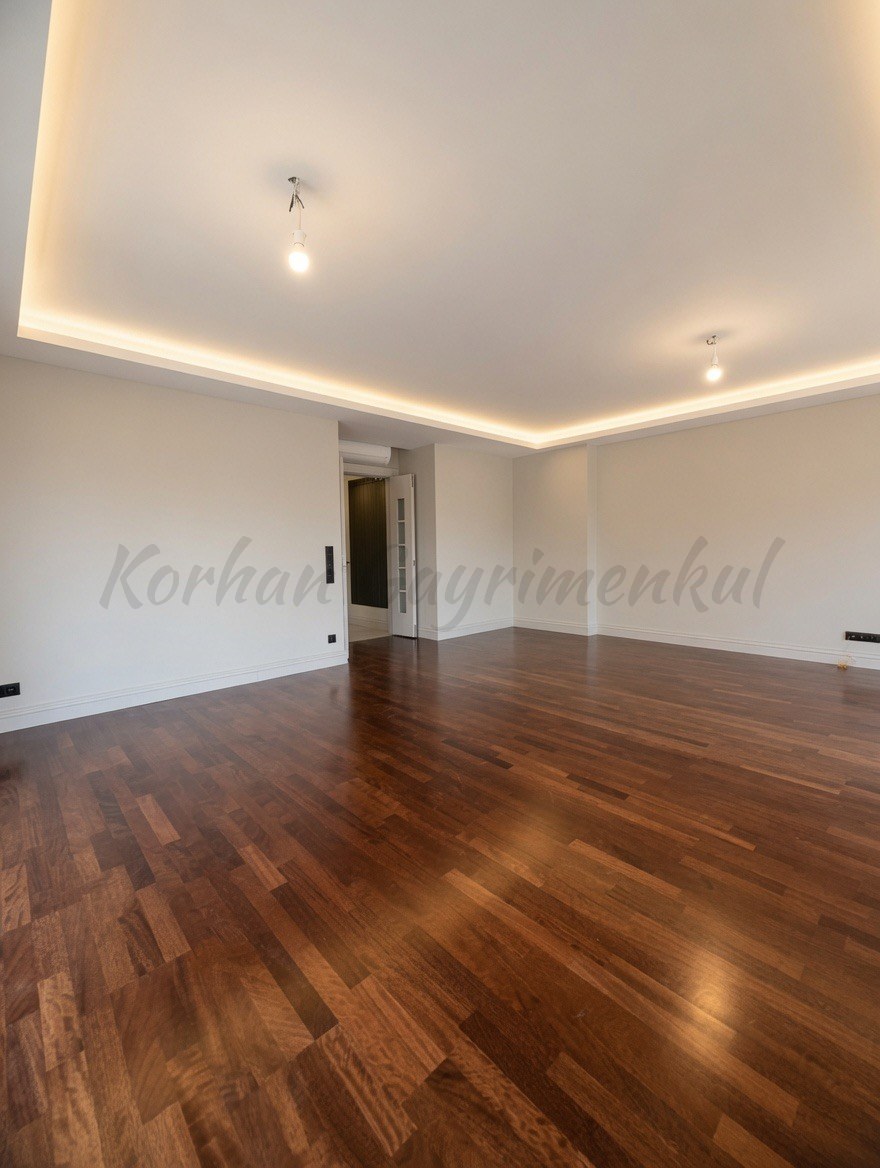 ERENKÖY ETHEMEFENDİ BAĞDAT’A KOMŞU BALKONDAN DENİZ GÖRÜR 165m2 BRÜT 135m2 NET 4+1