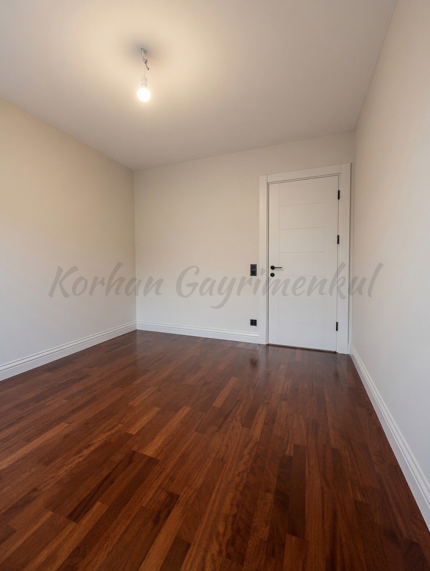 ERENKÖY ETHEMEFENDİ BAĞDAT’A KOMŞU BALKONDAN DENİZ GÖRÜR 165m2 BRÜT 135m2 NET 4+1