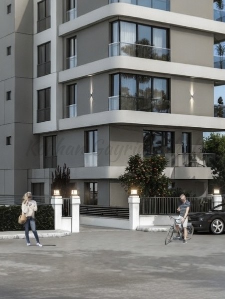 ERENKÖY ÖMERPAŞA ETHEMEFENDİ ARASI BALKONLU 70M2 NET 2+1