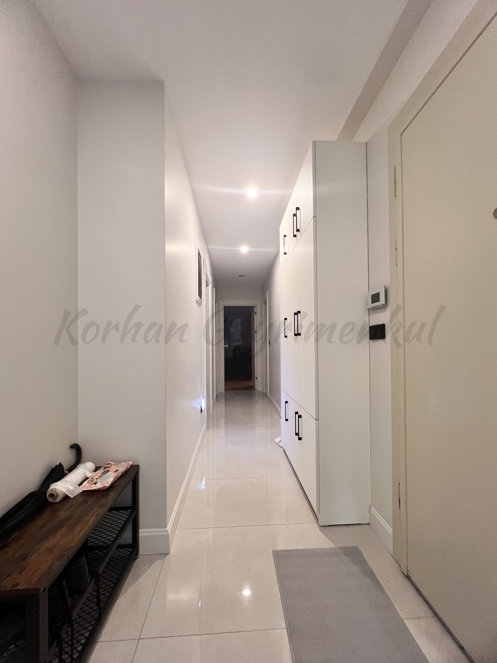 CADDEBOSTAN BAĞDAT CADDESİNE İLK PARALELDE 130M2 BRÜT 3+1 BALKONLU ENEVEYN BANYOLU (YERi HAZIR)