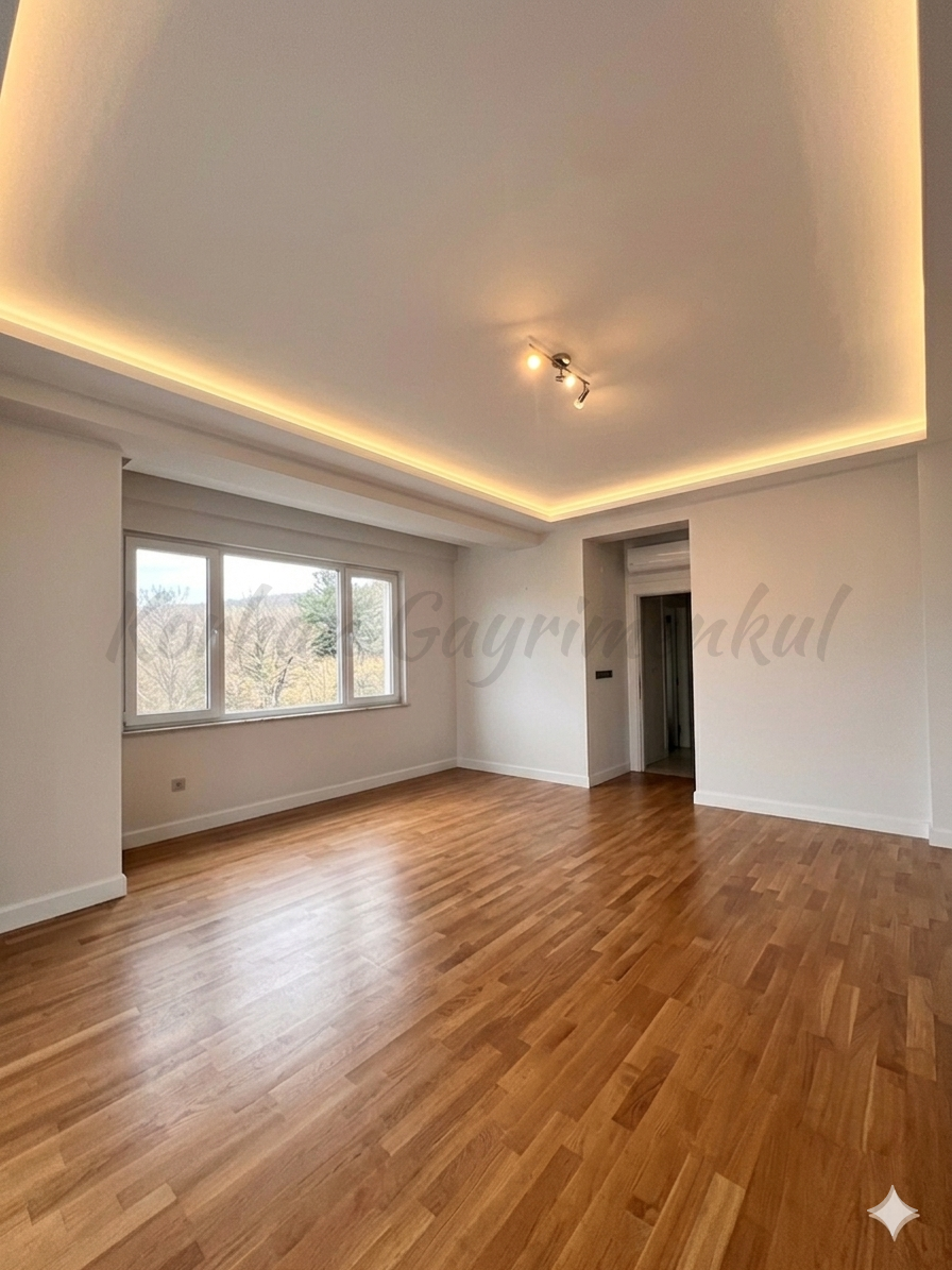 CADDEBOSTAN BAĞDAT CADDESİNE İLK PARALELDE 130M2 BRÜT 3+1 BALKONLU ENEVEYN BANYOLU (YERi HAZIR)