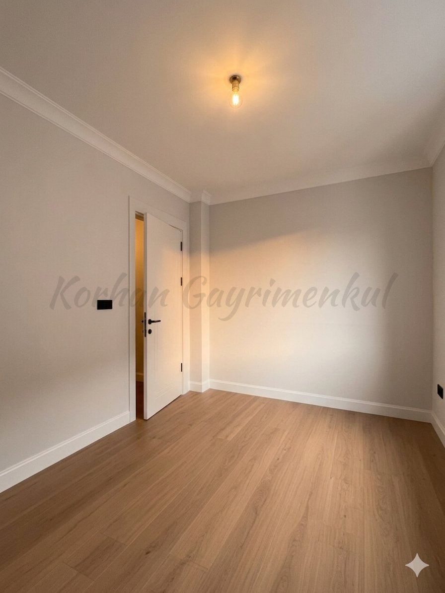 CADDEBOSTAN BAĞDAT CADDESİNE İLK PARALELDE 130M2 BRÜT 3+1 BALKONLU ENEVEYN BANYOLU (YERi HAZIR)
