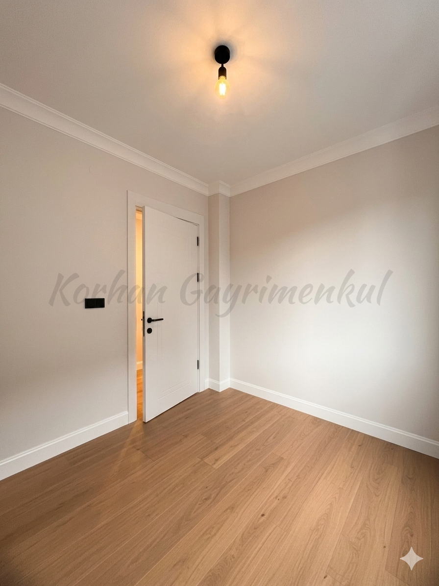 CADDEBOSTAN BAĞDAT CADDESİNE İLK PARALELDE 130M2 BRÜT 3+1 BALKONLU ENEVEYN BANYOLU (YERi HAZIR)