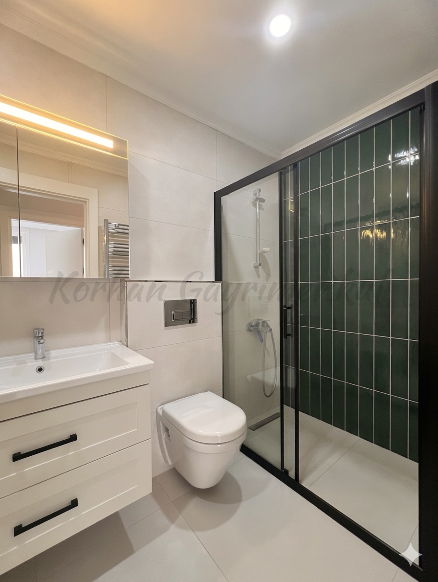 CADDEBOSTAN BAĞDAT CADDESİNE İLK PARALELDE 130M2 BRÜT 3+1 BALKONLU ENEVEYN BANYOLU (YERi HAZIR)
