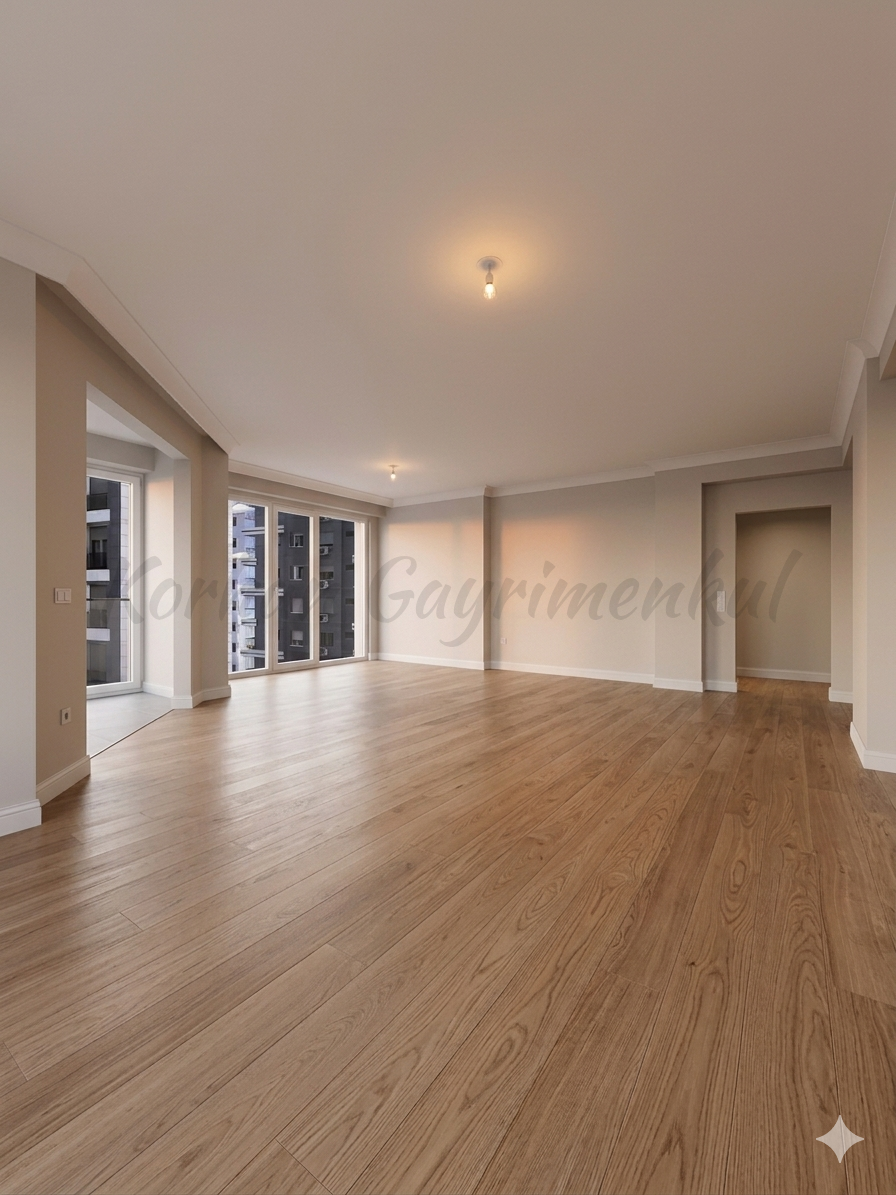 SUADİYE SAHİLDE DENİZ MANZARALI 138M2 NET 4+1 SIFIR