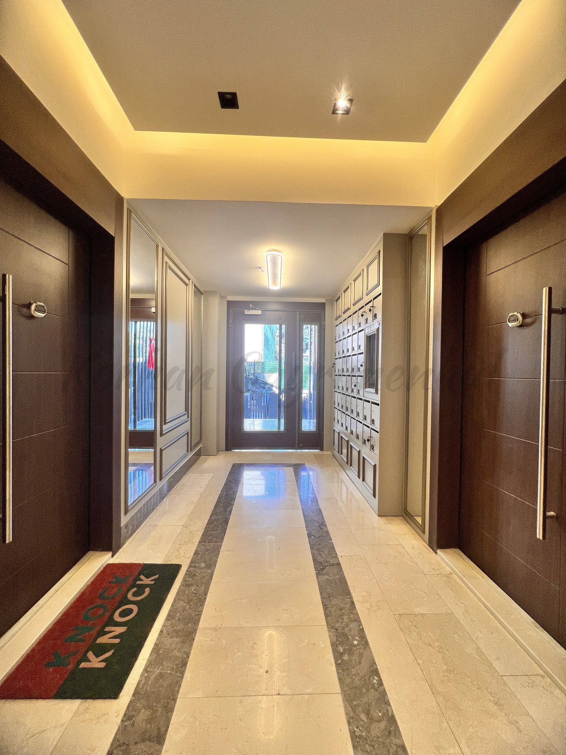 SUADİYE BEYMEN ARKASI BALKONLU YÜZME HAVUZLU 105M2 NET 3+1 SIFIR