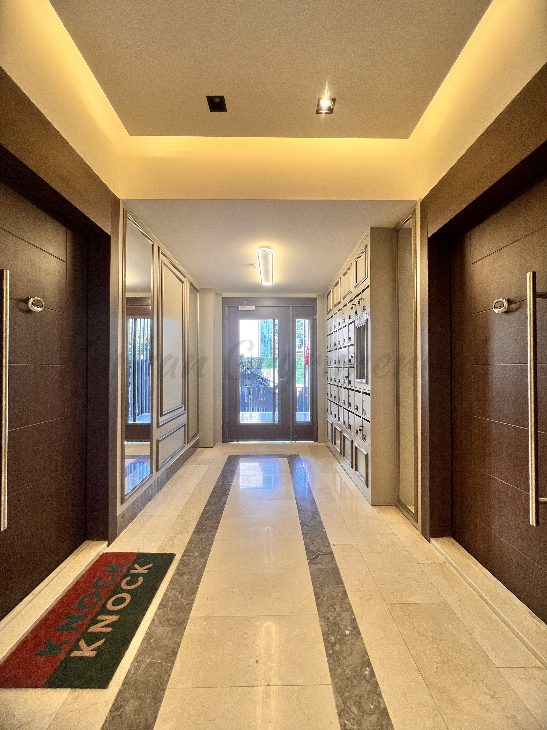 SUADİYE BEYMEN ARKASI BALKONLU YÜZME HAVUZLU 105M2 NET 3+1 SIFIR