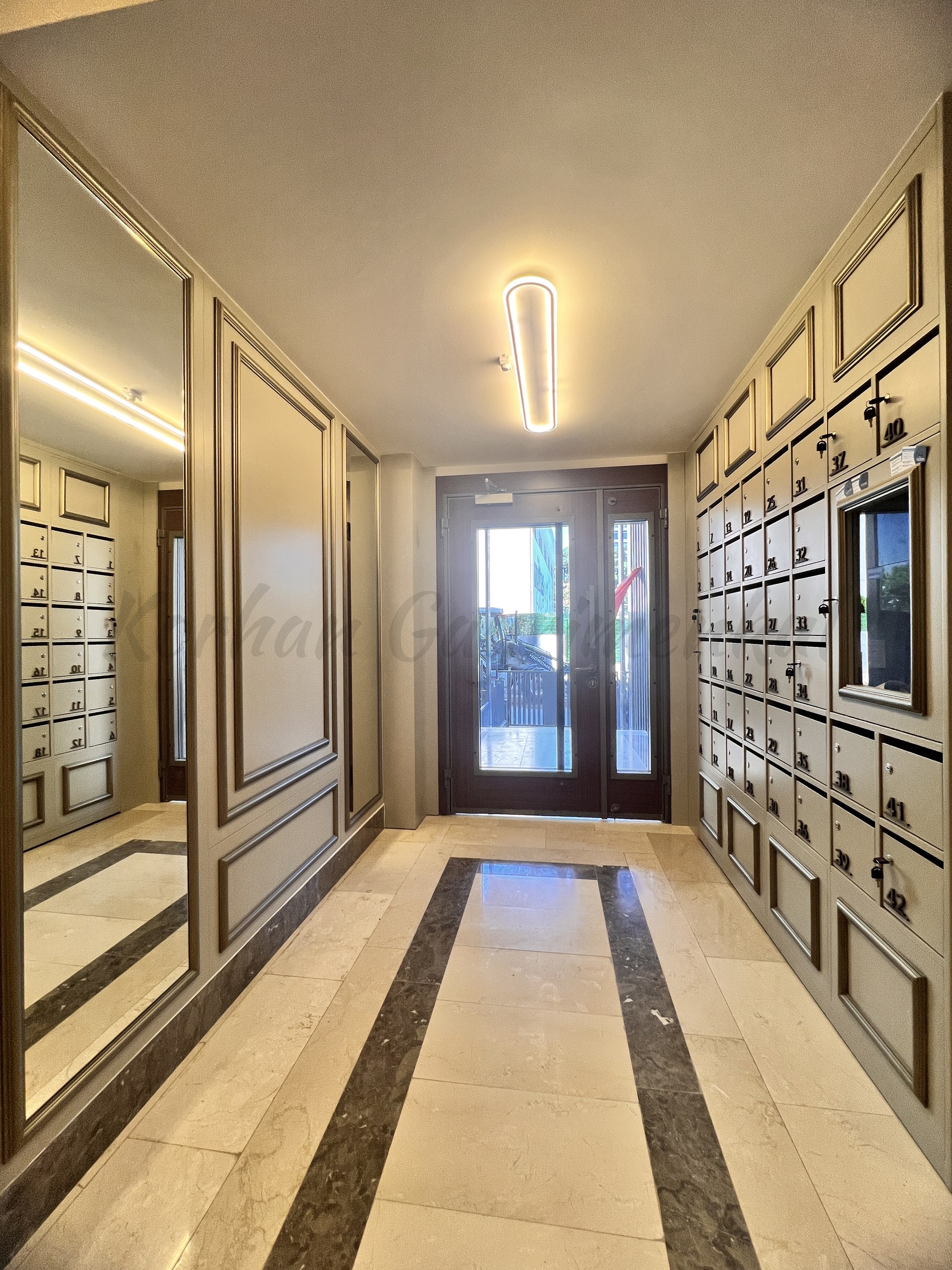 SUADİYE BEYMEN ARKASI BALKONLU YÜZME HAVUZLU 105M2 NET 3+1 SIFIR