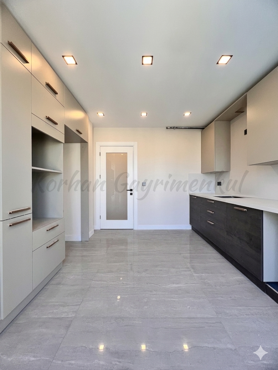 SUADİYE BEYMEN ARKASI BALKONLU YÜZME HAVUZLU 105M2 NET 3+1 SIFIR