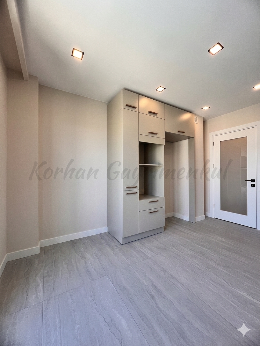 SUADİYE BEYMEN ARKASI BALKONLU YÜZME HAVUZLU 105M2 NET 3+1 SIFIR