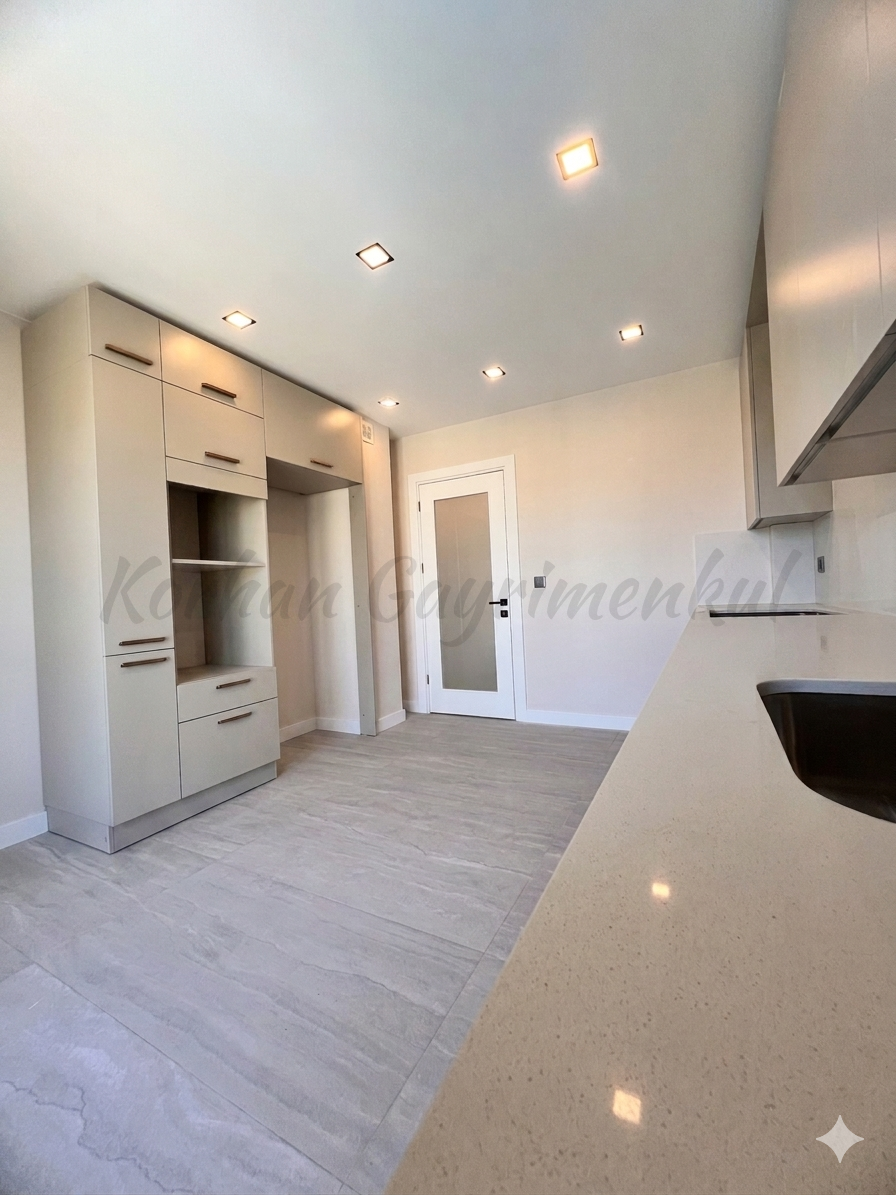 SUADİYE BEYMEN ARKASI BALKONLU YÜZME HAVUZLU 105M2 NET 3+1 SIFIR