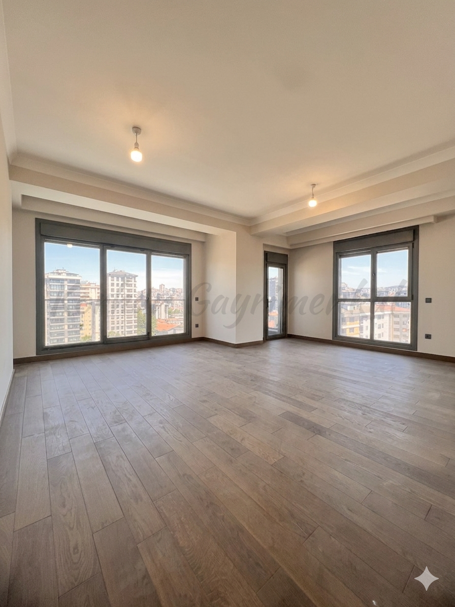 SUADİYE BEYMEN ARKASI BALKONLU YÜZME HAVUZLU 105M2 NET 3+1 SIFIR