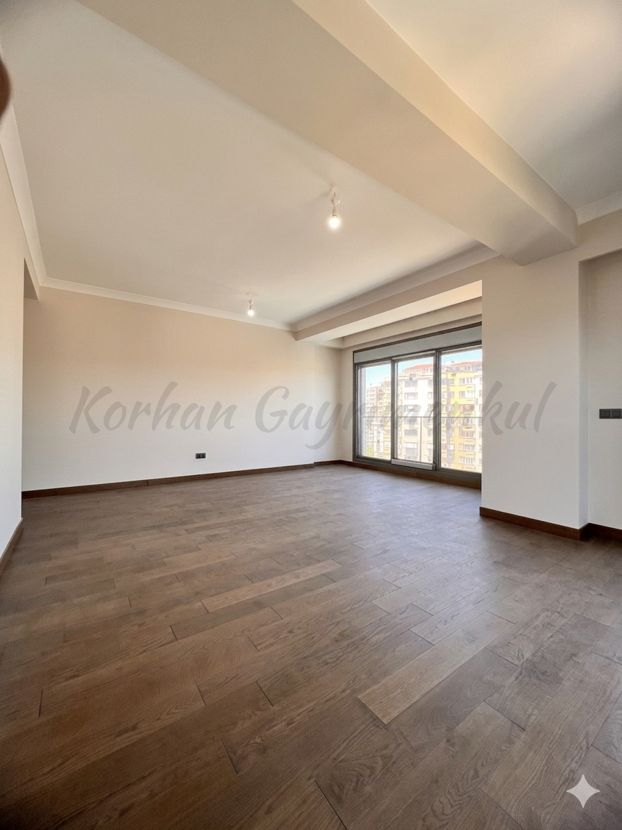 SUADİYE BEYMEN ARKASI BALKONLU YÜZME HAVUZLU 105M2 NET 3+1 SIFIR