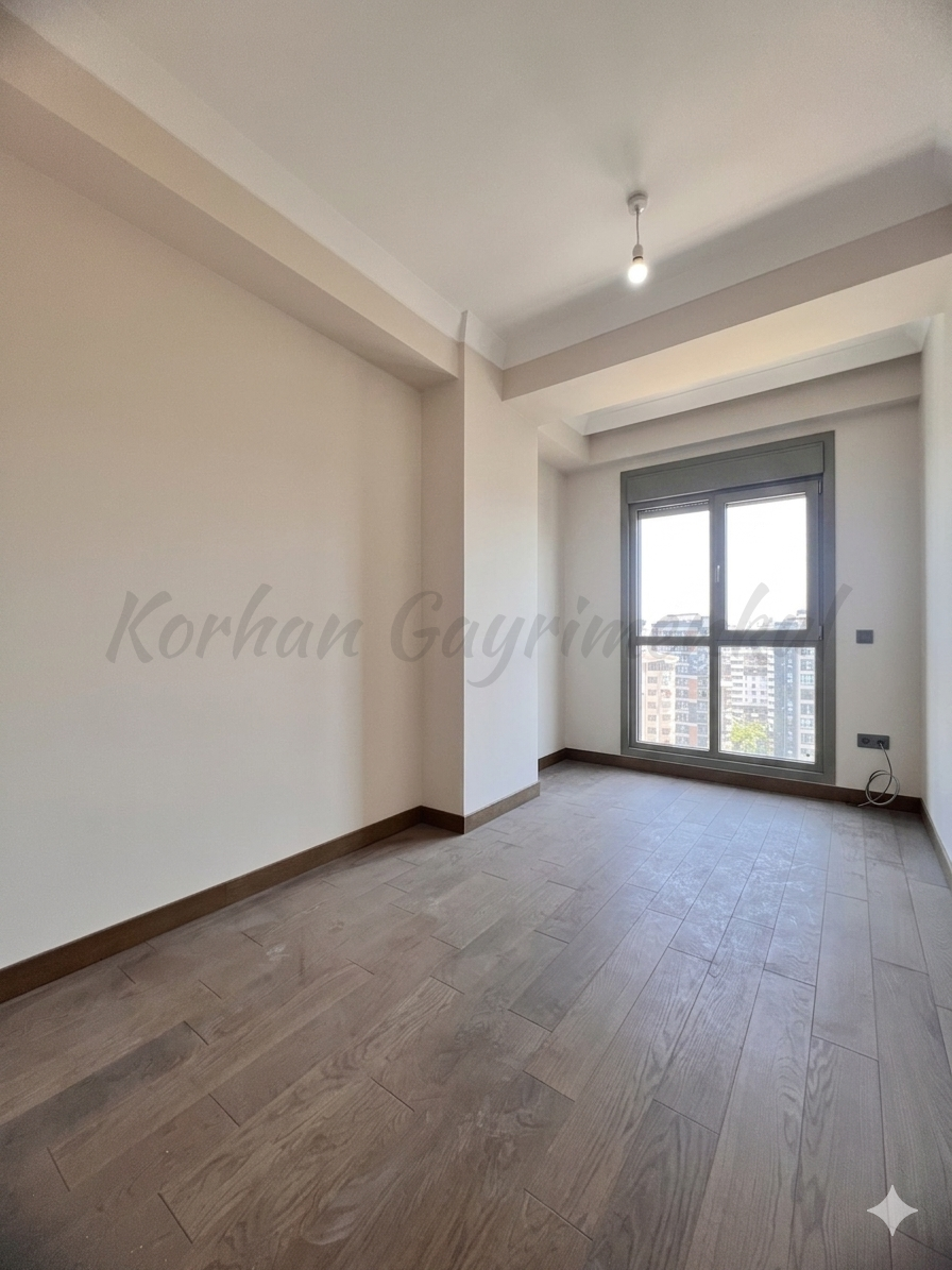 SUADİYE BEYMEN ARKASI BALKONLU YÜZME HAVUZLU 105M2 NET 3+1 SIFIR