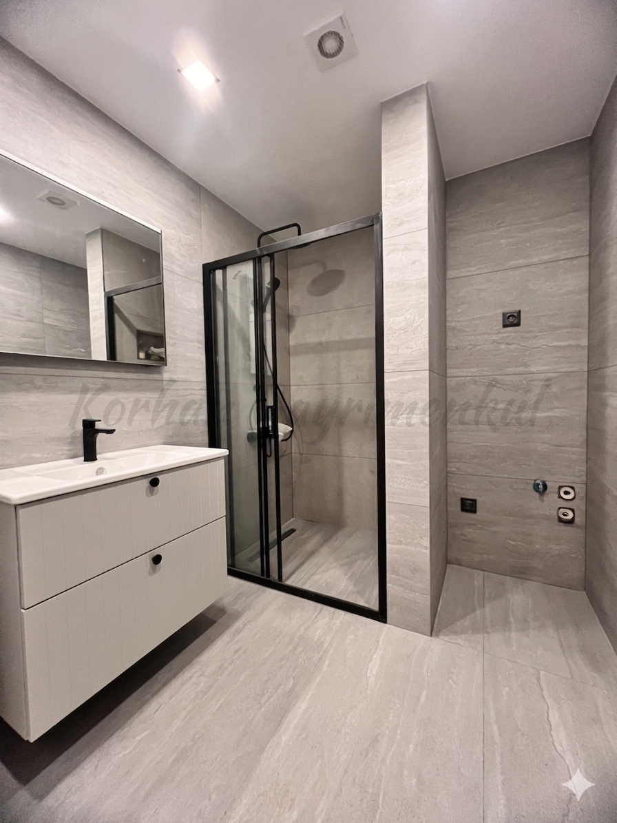 SUADİYE BEYMEN ARKASI BALKONLU YÜZME HAVUZLU 105M2 NET 3+1 SIFIR
