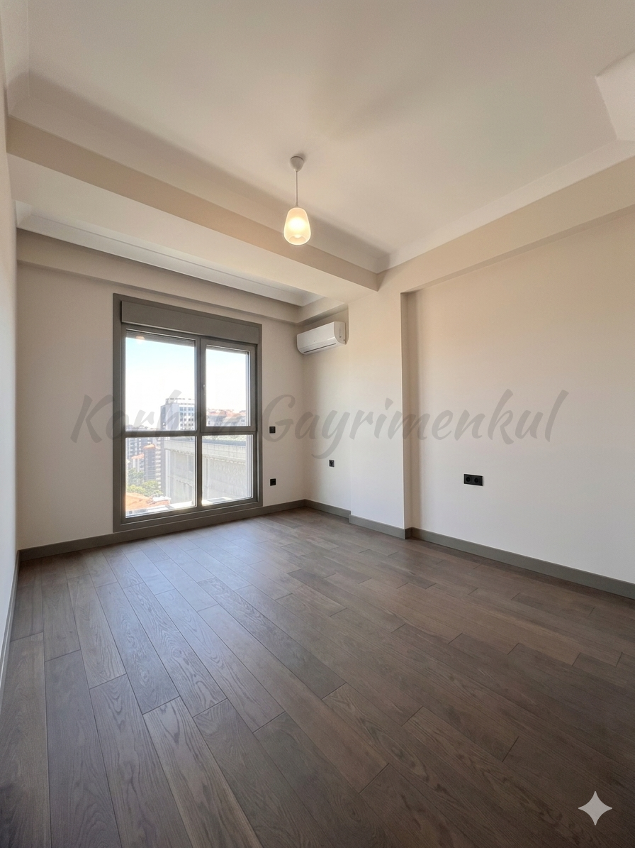 SUADİYE BEYMEN ARKASI BALKONLU YÜZME HAVUZLU 105M2 NET 3+1 SIFIR