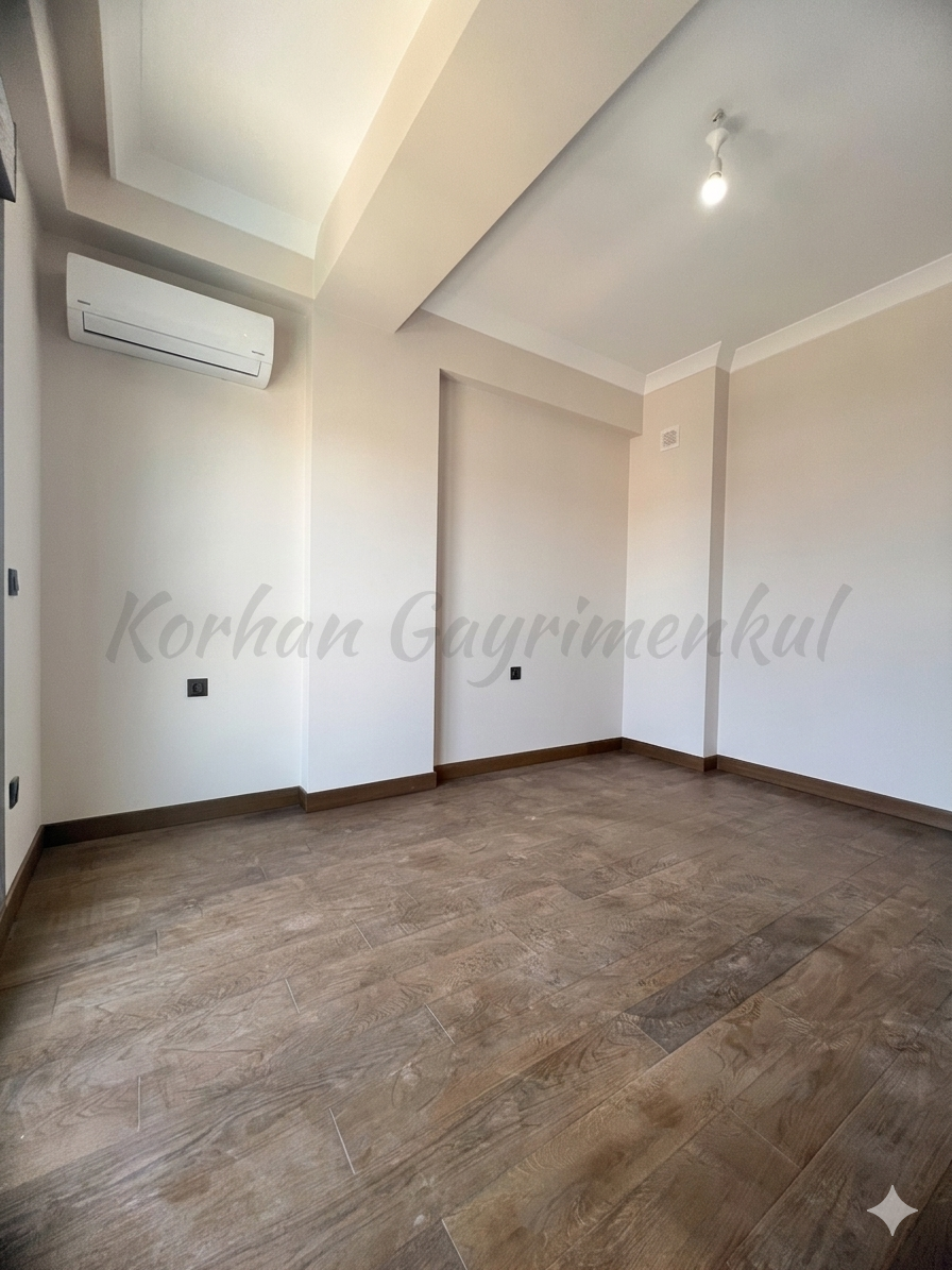 SUADİYE BEYMEN ARKASI BALKONLU YÜZME HAVUZLU 105M2 NET 3+1 SIFIR