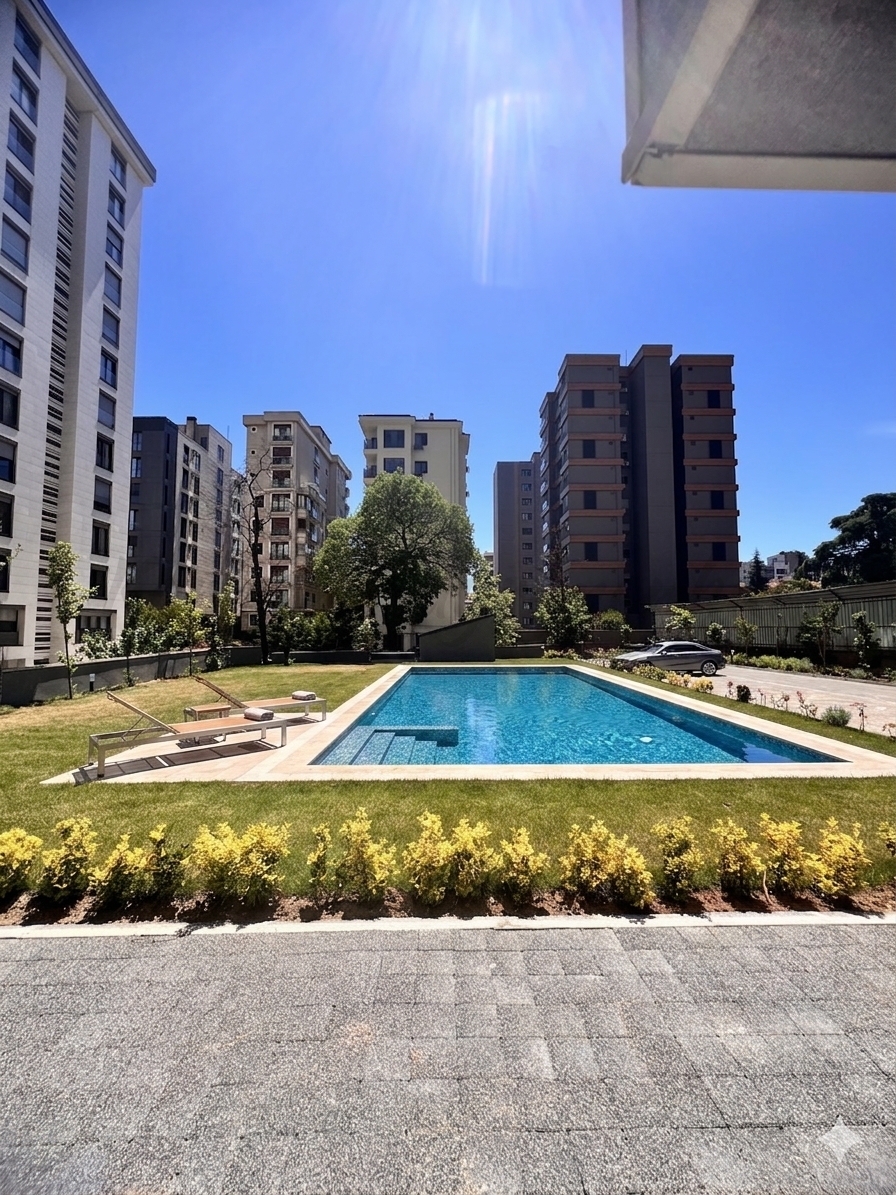 SUADİYE BEYMEN ARKASI BALKONLU YÜZME HAVUZLU 105M2 NET 3+1 SIFIR