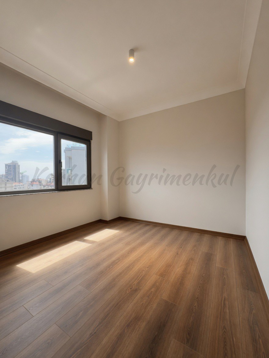 ERENKÖY MARMARAYA YAKIN EBEVEYN BANYOLU 90M2 NET 3+1 SIFIR