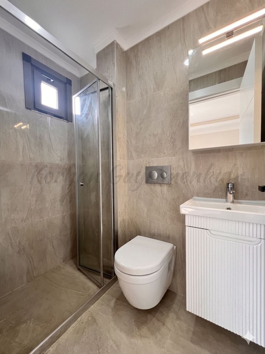 ERENKÖY MARMARAYA YAKIN EBEVEYN BANYOLU 90M2 NET 3+1 SIFIR