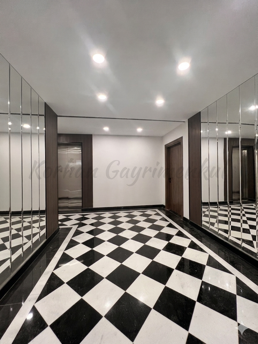 ERENKÖY MARMARAYA YAKIN EBEVEYN BANYOLU 90M2 NET 3+1 SIFIR