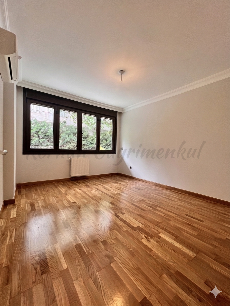 GÖZTEPE'DE BAĞDAT CADDESİNE YAKIN  BALKONLU 75M2 NET 2+1