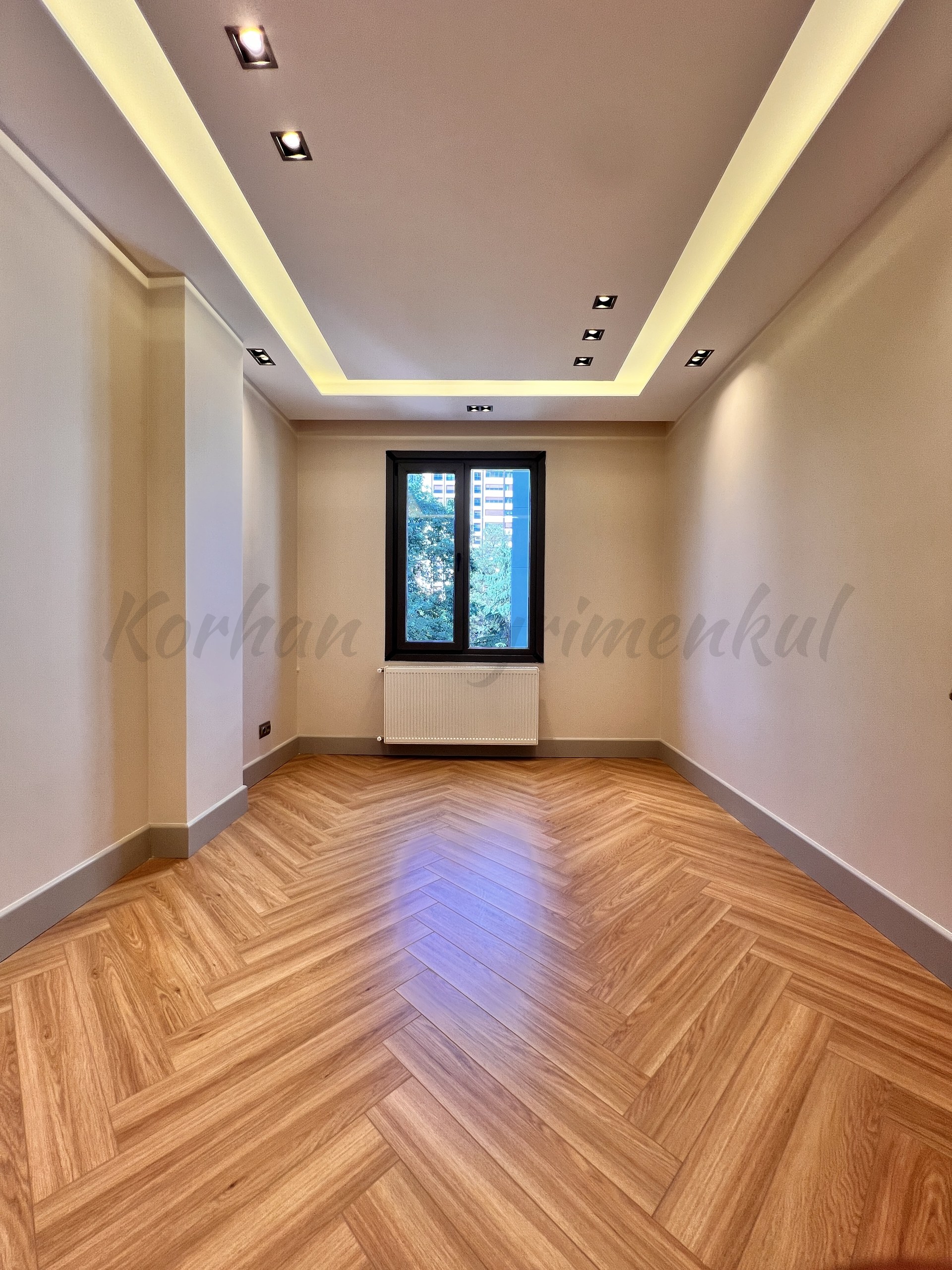 ÇIFTEHAVUZLAR BAĞDATA ÇOK YAKIN MÜTHİŞ DAİRE 210m2 BRÜT 180m2 NET 4+1 KATTA TEK
