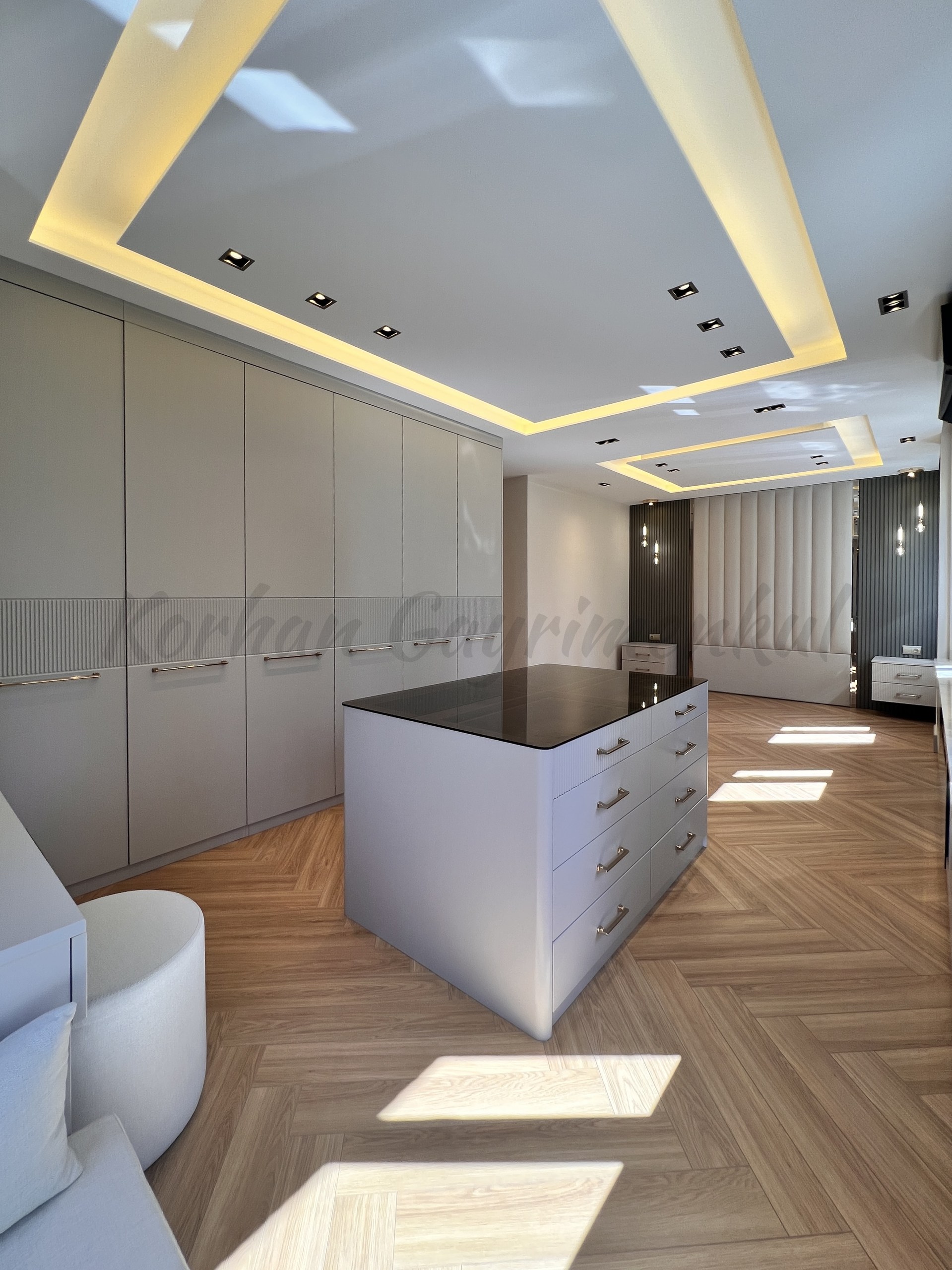 ÇIFTEHAVUZLAR BAĞDATA ÇOK YAKIN MÜTHİŞ DAİRE 210m2 BRÜT 180m2 NET 4+1 KATTA TEK