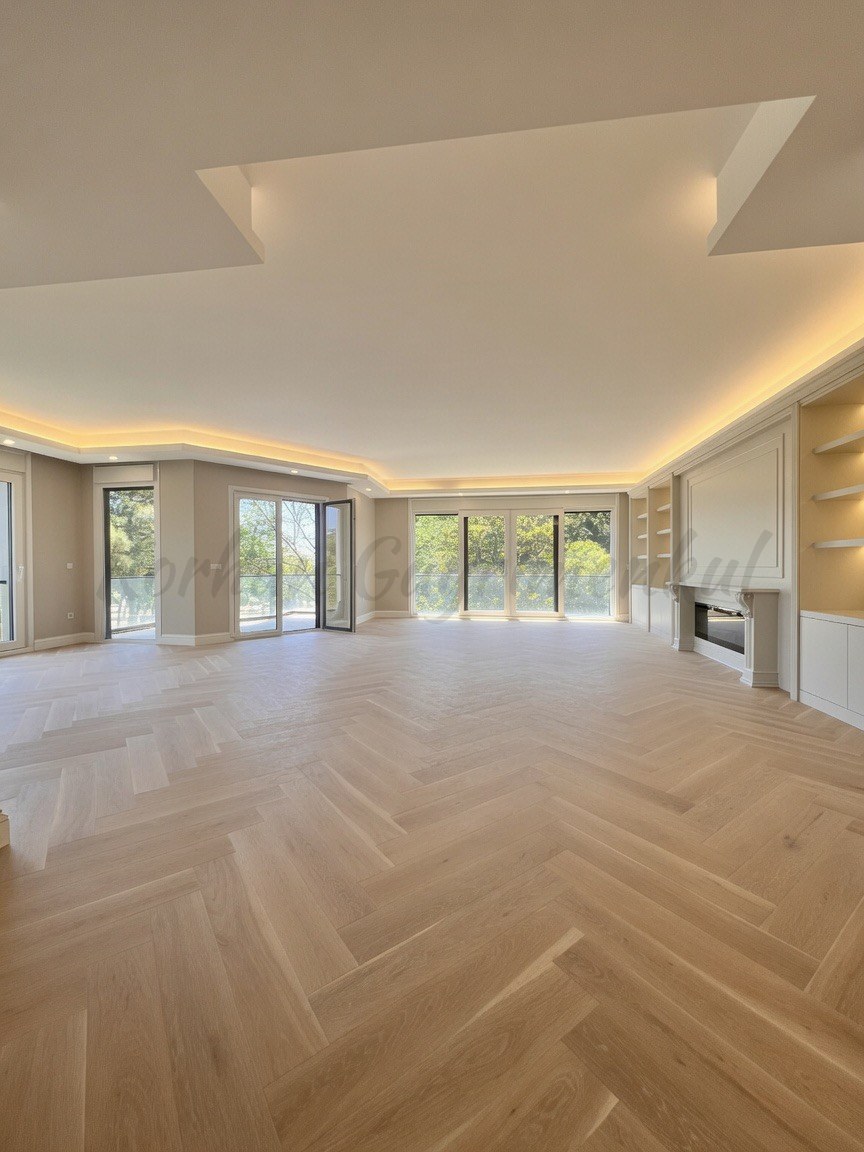 YALI PARSELİNDE SIFIR 7/24 GÜVENLİKLİ 240m2 4+1 GENİŞ BALKONLU YEŞİLLİKLER İÇİNDE