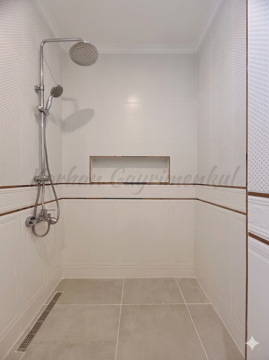 YALI PARSELİNDE SIFIR 7/24 GÜVENLİKLİ 240m2 4+1 GENİŞ BALKONLU YEŞİLLİKLER İÇİNDE