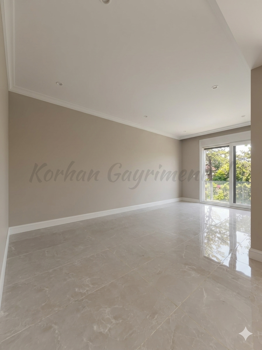 YALI PARSELİNDE SIFIR 7/24 GÜVENLİKLİ 240m2 4+1 GENİŞ BALKONLU YEŞİLLİKLER İÇİNDE