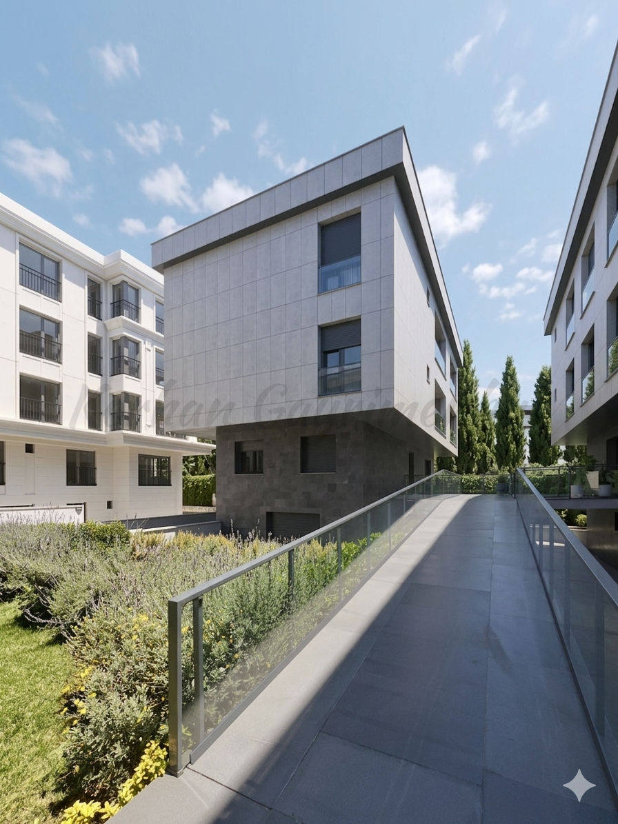 YALI PARSELİNDE SIFIR 7/24 GÜVENLİKLİ 240m2 4+1 GENİŞ BALKONLU YEŞİLLİKLER İÇİNDE