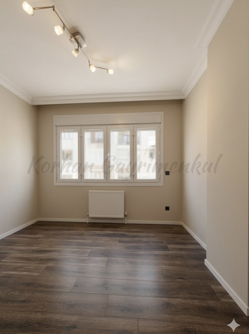 GÖZTEPEDE BAĞDAT CADDDESİNE YÜRÜME MESAFESİNDE ÖMERPAŞAYA ÇOK YAKIN BALKONLU 115M2 2+1