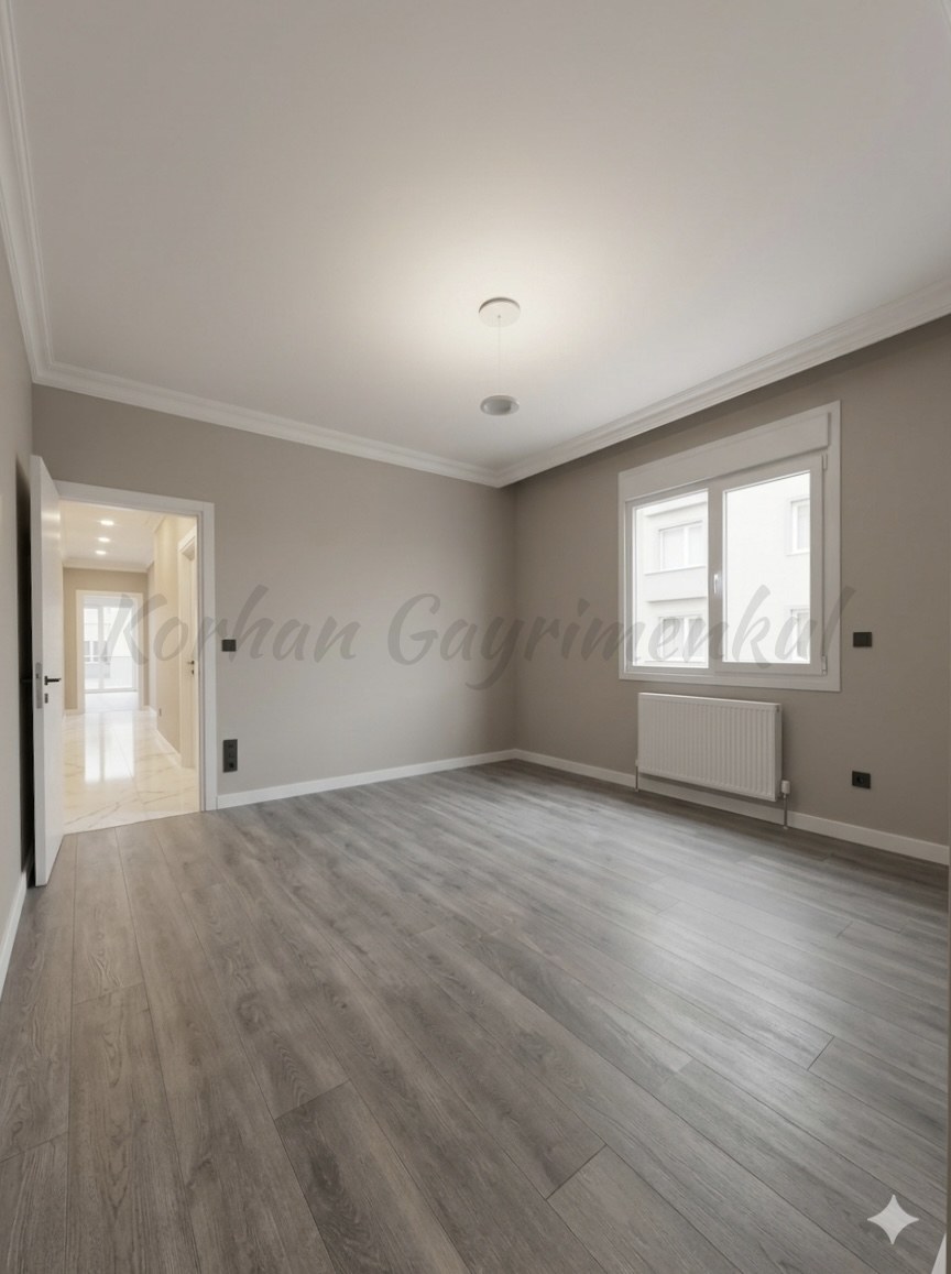 GÖZTEPEDE BAĞDAT CADDDESİNE YÜRÜME MESAFESİNDE ÖMERPAŞAYA ÇOK YAKIN BALKONLU 115M2 2+1