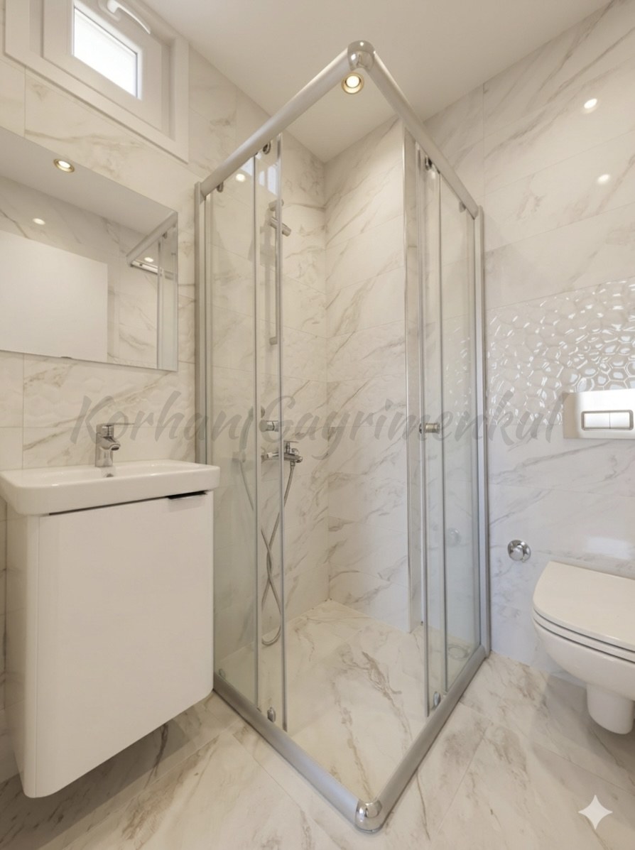 CADDEBOSTAN ÖMERPAŞA'DA BALKONLU ÖN KÖŞE 90M2 NET 3+1