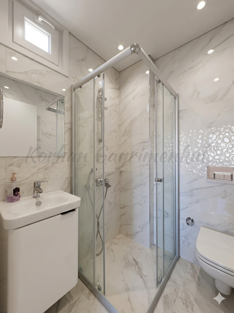 CADDEBOSTAN ÖMERPAŞA'DA BALKONLU ÖN KÖŞE 90M2 NET 3+1