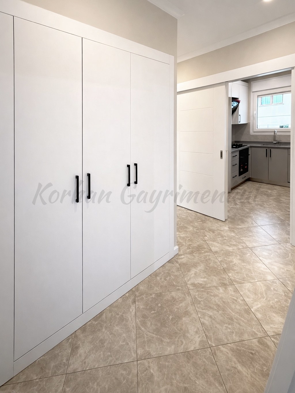 ÇİFTEHAVUZLAR YEŞİLBAHARDA 2015 YAPIMI 80M2 NET 3+1 YÜKSEK GİRİŞ