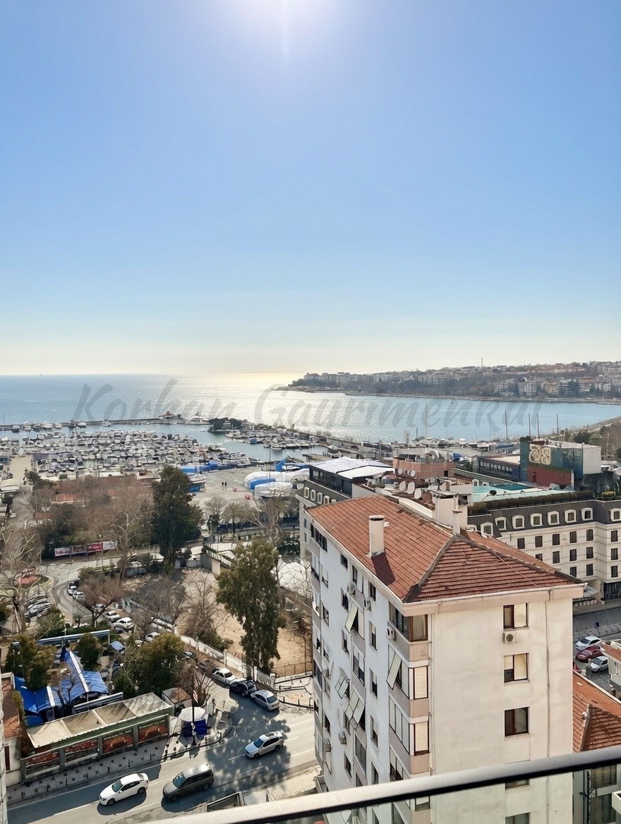 KALAMIŞ'TA KESİNTİSİZ DENİZ VE MARİNA MANZARALI 155M2 NET 4+1 SIFIR